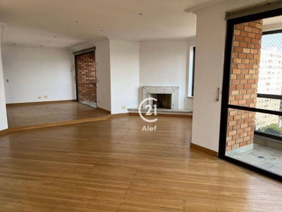 Apartamento, 3 quartos, 240 m² - Foto 1
