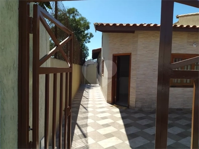 Casa, 3 quartos, 80 m² - Foto 1