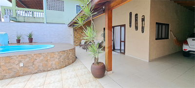 Casa, 5 quartos, 246 m² - Foto 2