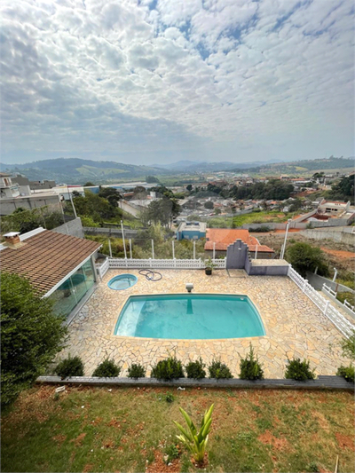 Casa, 5 quartos, 360 m² - Foto 1