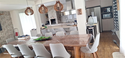 Casa, 4 quartos, 220 m² - Foto 2