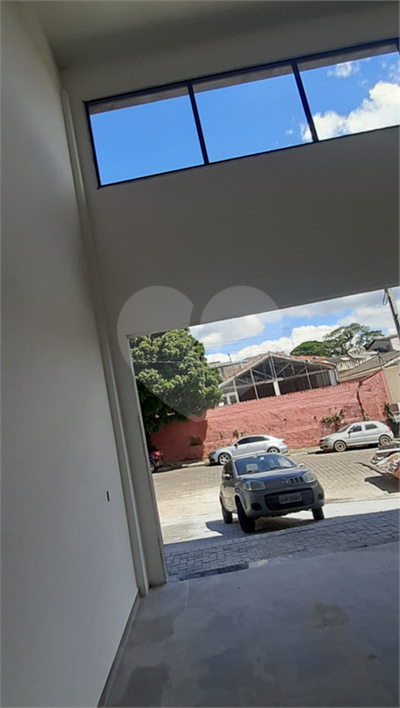 Loja-Salão, 247 m² - Foto 1