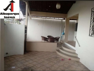 Casa, 4 quartos, 158 m² - Foto 1