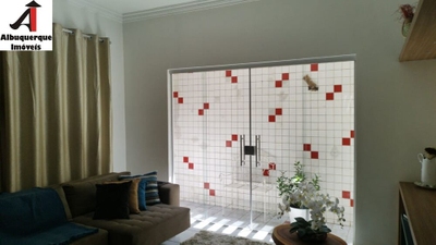 Casa, 3 quartos, 250 m² - Foto 1