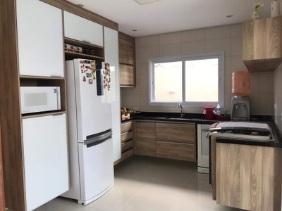 Casa, 4 quartos, 240 m² - Foto 4