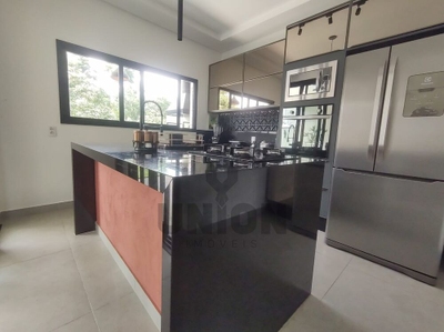 Casa, 3 quartos, 250 m² - Foto 2