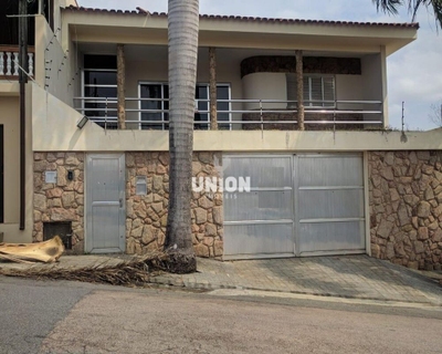 Casa, 4 quartos, 400 m² - Foto 1