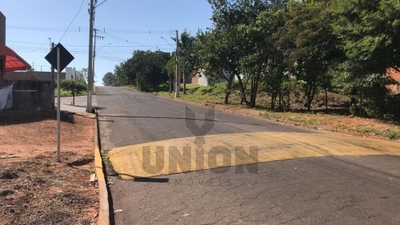 Loteamento e Condomínio, 257 m² - Foto 4