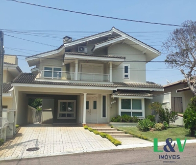 Casa, 4 quartos, 299 m² - Foto 1