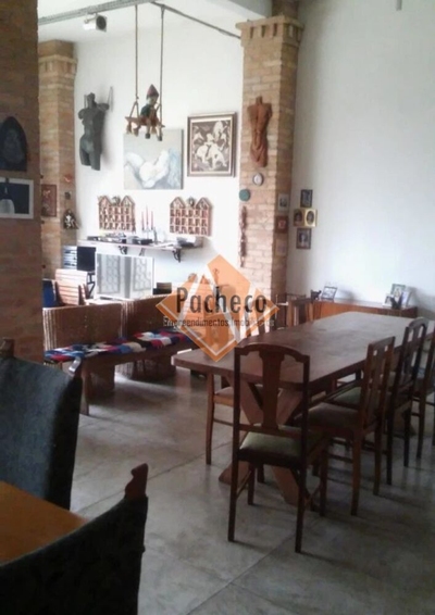 Casa, 2 quartos, 332 m² - Foto 1