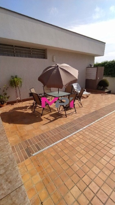 Casa, 4 quartos, 250 m² - Foto 3