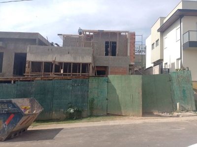 Casa, 3 quartos, 280 m² - Foto 1