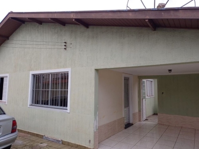 Casa, 3 quartos, 300 m² - Foto 1