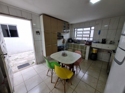 Casa, 2 quartos, 100 m² - Foto 3