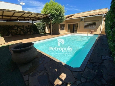 Casa, 3 quartos, 190 m² - Foto 1