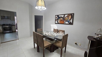 Casa, 4 quartos, 250 m² - Foto 4