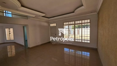Casa, 4 quartos, 310 m² - Foto 4