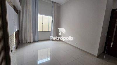 Casa, 3 quartos, 218 m² - Foto 3