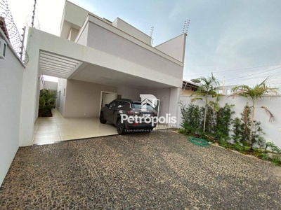 Sobrado, 3 quartos, 214 m² - Foto 1