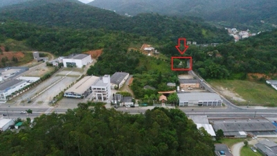 Loteamento e Condomínio - Foto 1