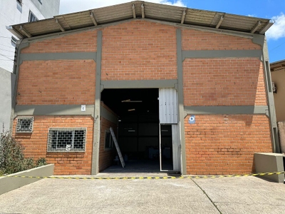 Depósito-Galpão, 350 m² - Foto 1