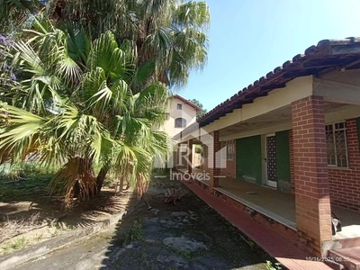 Casa, 6 quartos, 216 m² - Foto 4