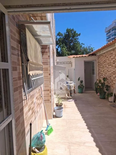 Casa, 4 quartos, 230 m² - Foto 2