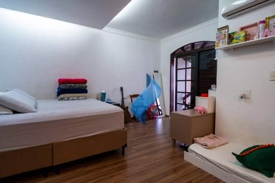 Casa, 2 quartos, 151 m² - Foto 1