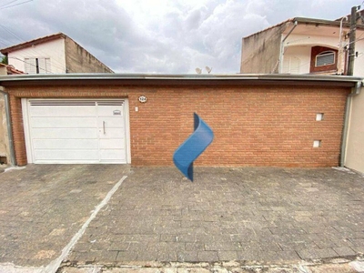 Casa, 3 quartos, 214 m² - Foto 1