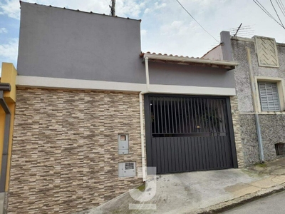 Casa, 3 quartos, 200 m² - Foto 1