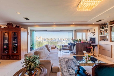 Apartamento, 3 quartos, 147 m² - Foto 1