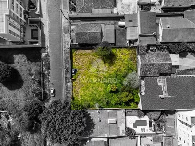 Loteamento e Condomínio, 990 m² - Foto 1