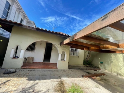 Casa, 2 quartos, 161 m² - Foto 2