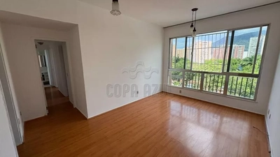 Apartamento, 2 quartos, 70 m² - Foto 2