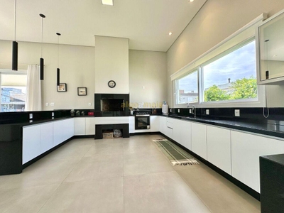 Casa de Condomínio, 4 quartos - Foto 1