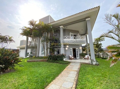 Casa, 4 quartos, 310 m² - Foto 1