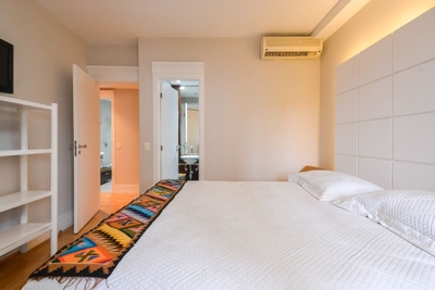 Apartamento, 3 quartos, 179 m² - Foto 1