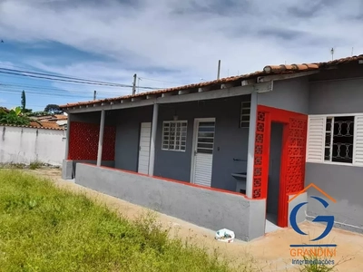 Casa, 3 quartos, 200 m² - Foto 1