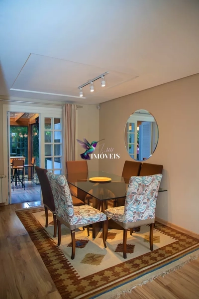 Sobrado, 4 quartos, 131 m² - Foto 1