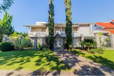 Casa, 4 quartos, 391 m² - Foto 1