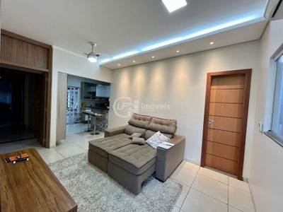 Casa, 4 quartos - Foto 1