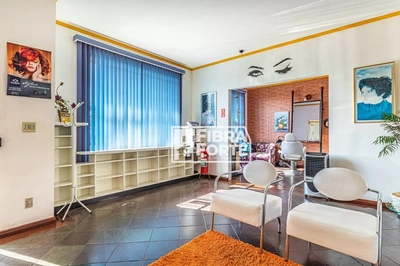 Casa, 3 quartos, 220 m² - Foto 2