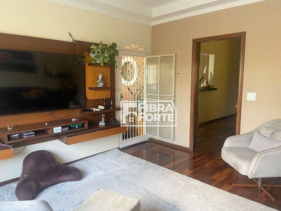 Casa, 3 quartos, 179 m² - Foto 4
