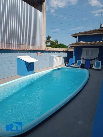 Casa, 8 quartos, 180 m² - Foto 1