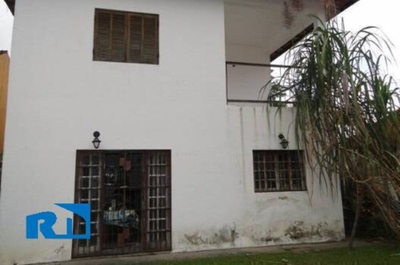 Casa, 4 quartos, 207 m² - Foto 1