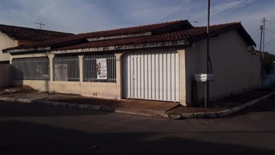 Casa, 3 quartos - Foto 1