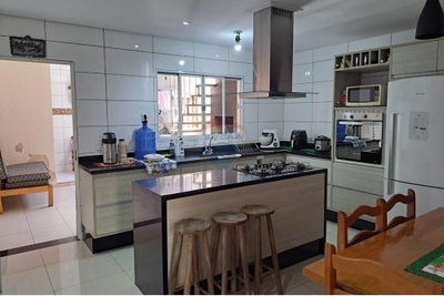 Casa, 2 quartos, 150 m² - Foto 2