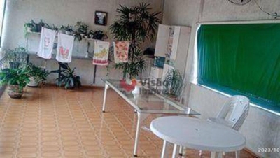 Sobrado, 3 quartos, 242 m² - Foto 4