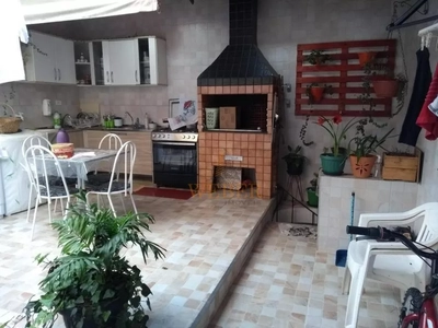 Sobrado, 4 quartos, 137 m² - Foto 2