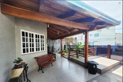 Casa, 3 quartos, 178 m² - Foto 3